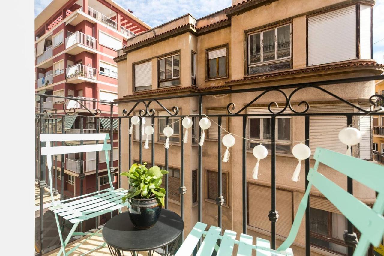 Family And Friends -Alicante Center Экстерьер фото